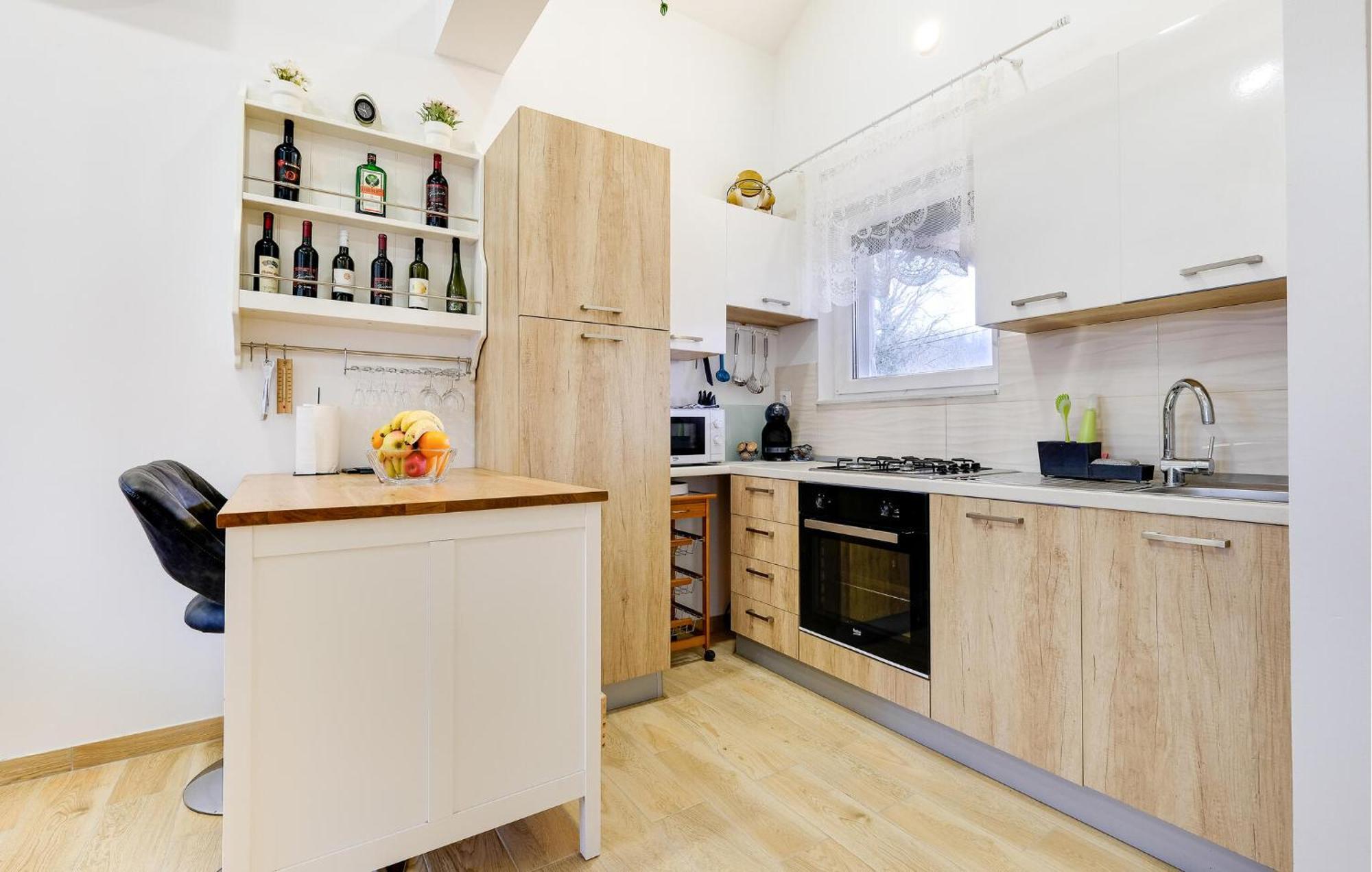 Stunning Home In Stari Brod With Kitchen Exterior foto