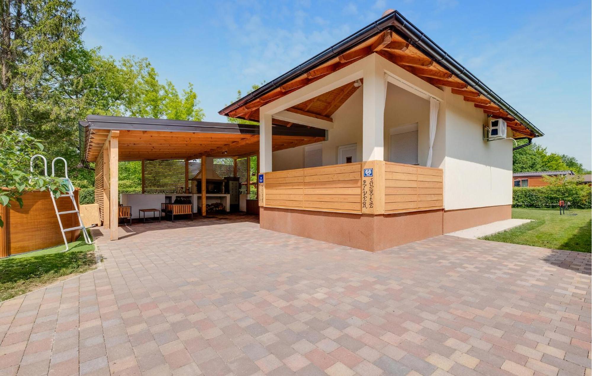 Stunning Home In Stari Brod With Kitchen Exterior foto